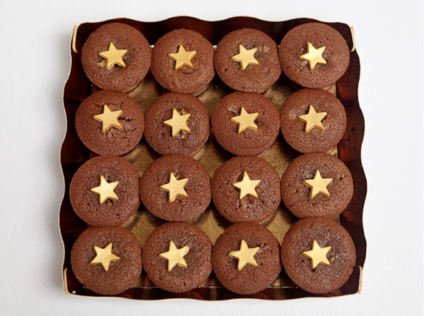 16 mini cupcakes étoilés