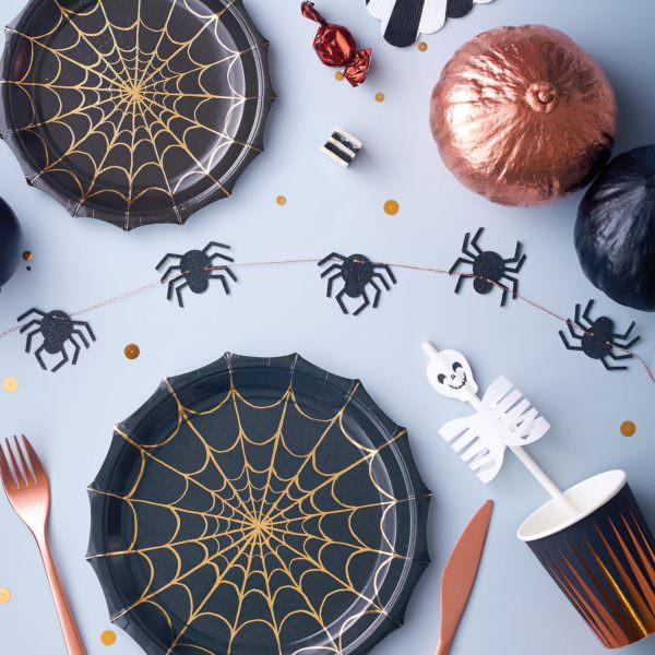 Halloween spider garland