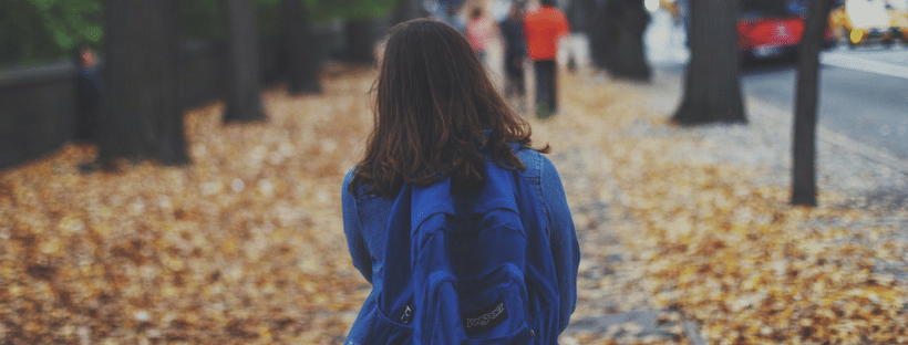 Avoir une babysitter pour la sortie de l'école 1