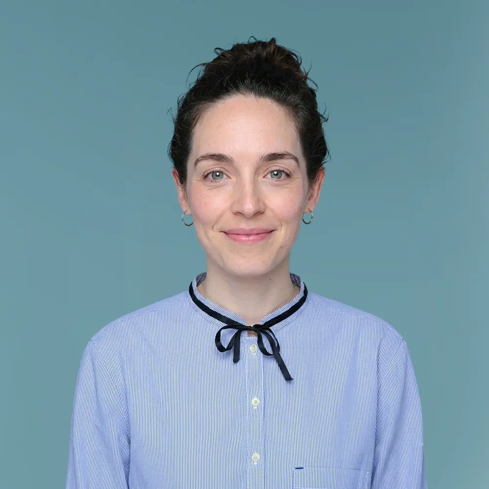 Zoe K. 1