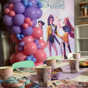 K-POP Demon Hunters 4-8 ans